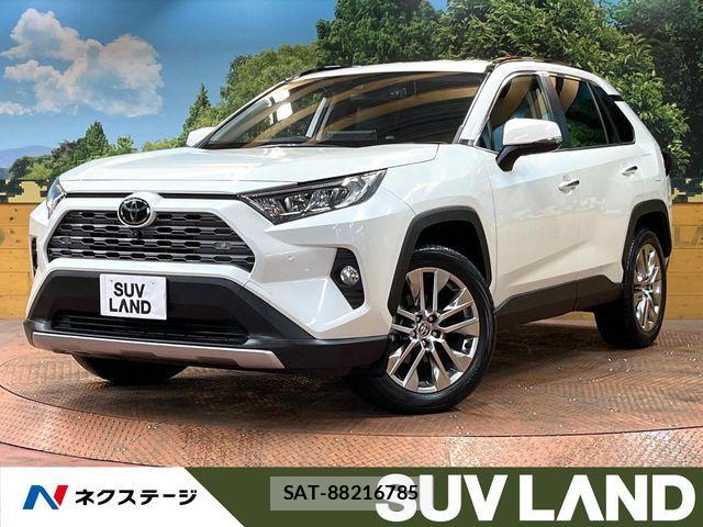 Toyota RAV4 2021-08 6673335-0