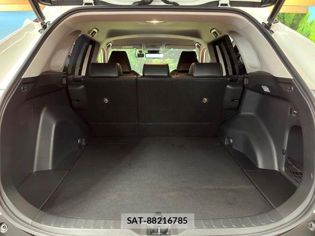 Toyota RAV4 2021-08 6673335-9