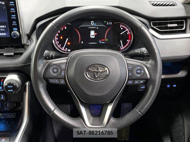 Toyota RAV4 2021-08 6673335-10