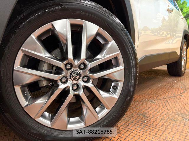 Toyota RAV4 2021-08 6673335-11