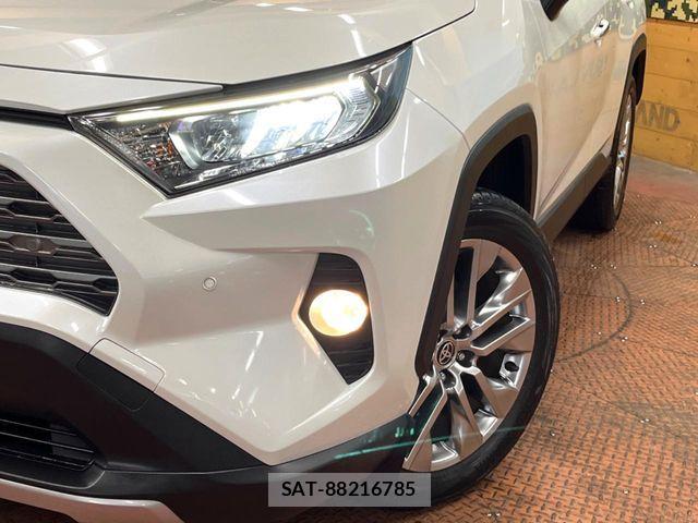 Toyota RAV4 2021-08 6673335-12