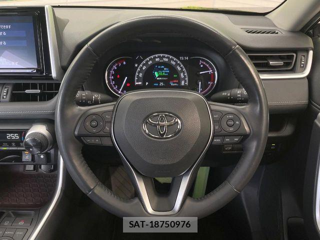 Toyota RAV4 2019-09 6673336-10