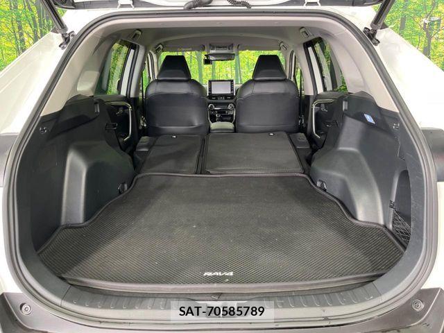 Toyota RAV4 2020-10 6673346-9