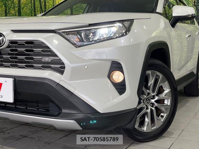 Toyota RAV4 2020-10 6673346-11