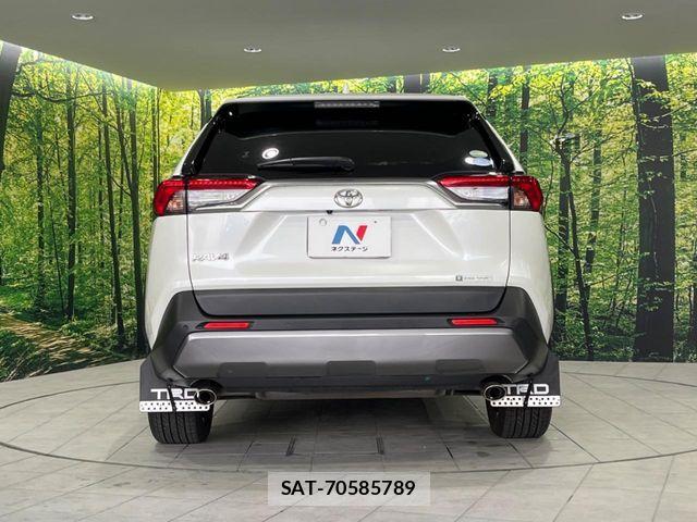 Toyota RAV4 2020-10 6673346-14