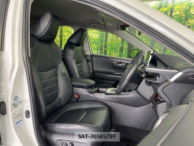 Toyota RAV4 2020-10 6673346-7