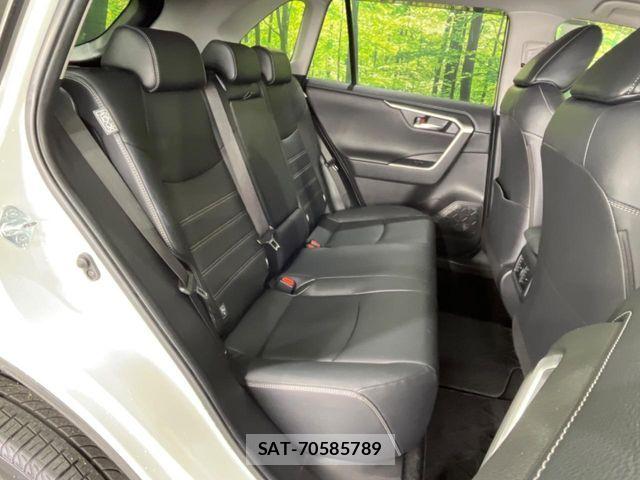 Toyota RAV4 2020-10 6673346-8