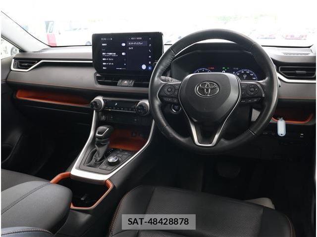 Toyota RAV4 2024-01 6677711-1