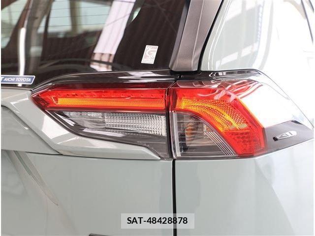 Toyota RAV4 2024-01 6677711-25