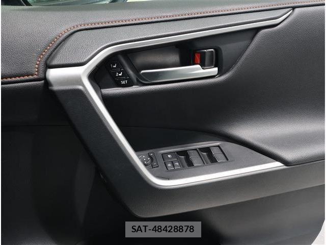 Toyota RAV4 2024-01 6677711-5