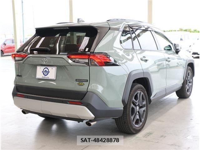 Toyota RAV4 2024-01 6677711-6