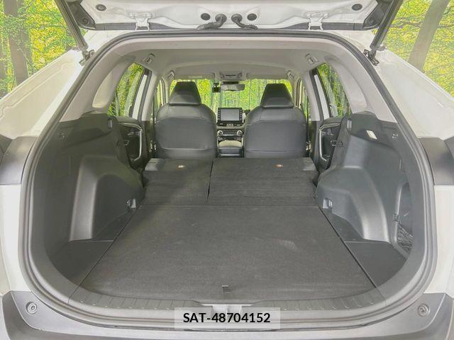 Toyota RAV4 2022-06 6677713-9