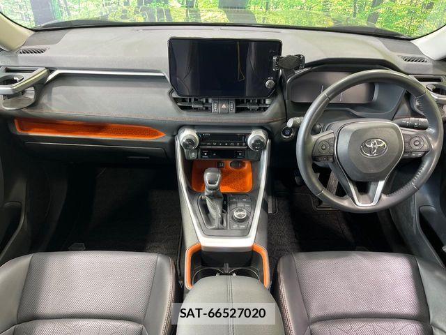 Toyota RAV4 2023-01 6677712-1