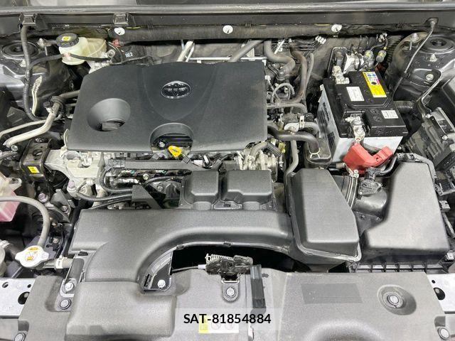 Toyota RAV4 2022-04 6677722-17