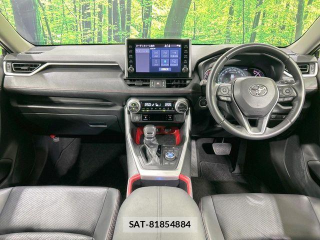 Toyota RAV4 2022-04 6677722-1