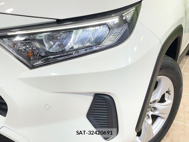 Toyota RAV4 2021-06 6677732-11