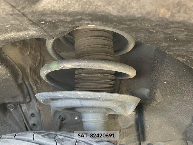 Toyota RAV4 2021-06 6677732-19