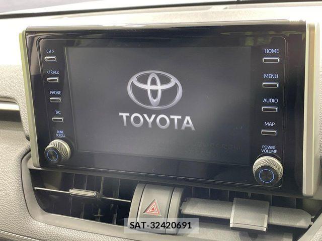 Toyota RAV4 2021-06 6677732-2