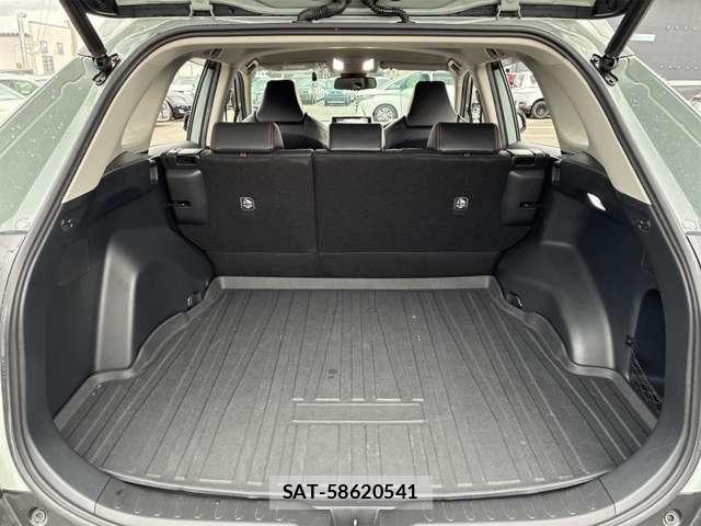 Toyota RAV4 2021-08 6677728-13