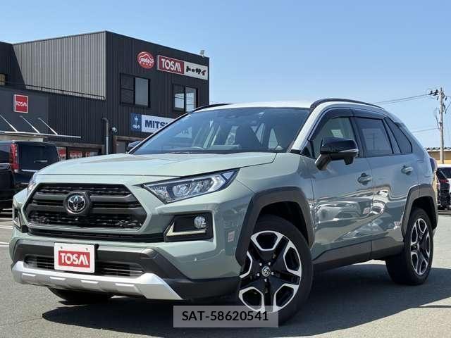 Toyota RAV4 2021-08 6677728-19