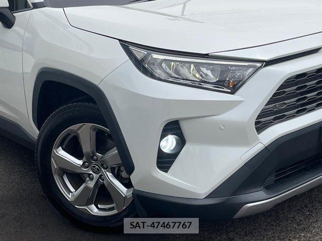Toyota RAV4 2021-05 6677727-11