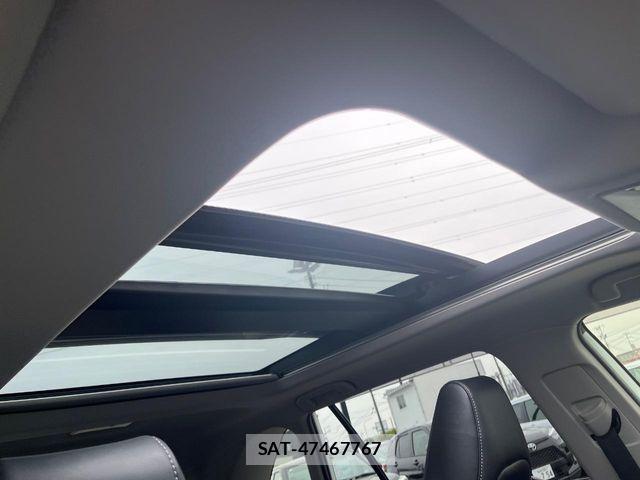 Toyota RAV4 2021-05 6677727-2
