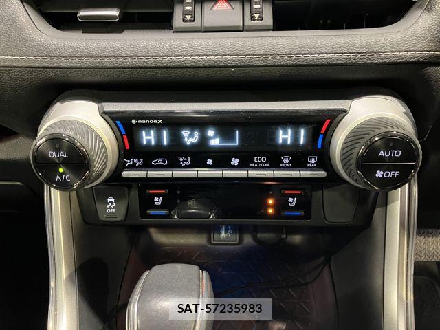 Toyota RAV4 2023-03 6677704-19