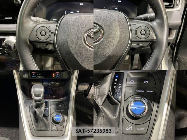 Toyota RAV4 2023-03 6677704-21