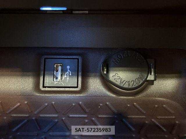 Toyota RAV4 2023-03 6677704-22