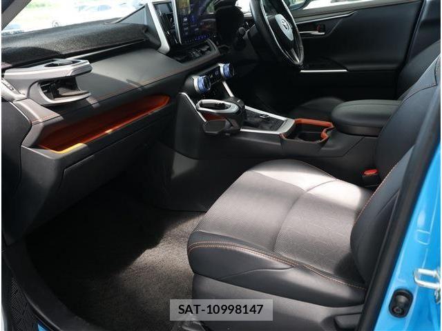 Toyota RAV4 2020-10 6677733-14