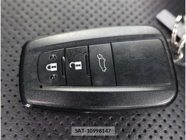 Toyota RAV4 2020-10 6677733-16