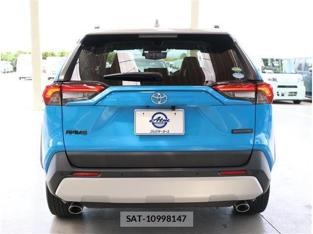 Toyota RAV4 2020-10 6677733-21
