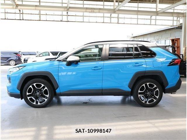 Toyota RAV4 2020-10 6677733-23
