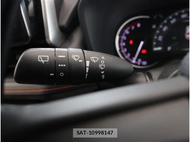 Toyota RAV4 2020-10 6677733-29