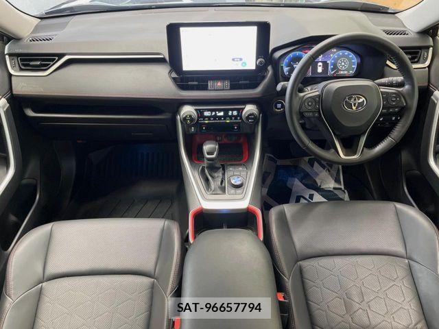Toyota RAV4 2024-02 6677709-1
