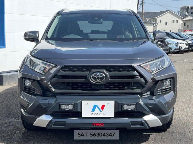Toyota RAV4 2019-12 6677734-13