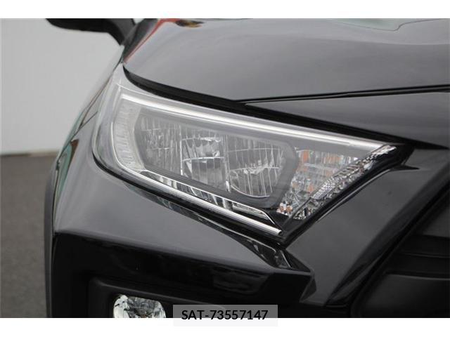 Toyota RAV4 2023-04 6677724-9