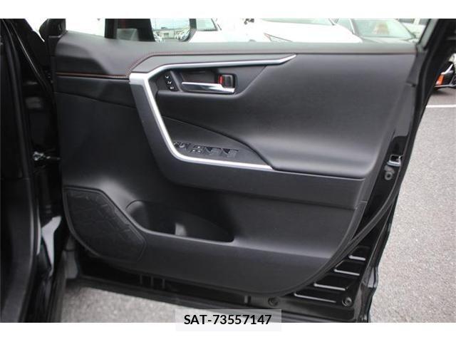 Toyota RAV4 2023-04 6677724-14