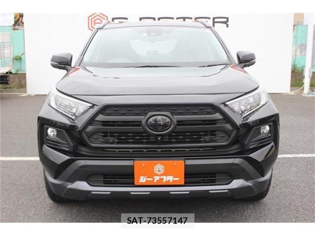 Toyota RAV4 2023-04 6677724-1