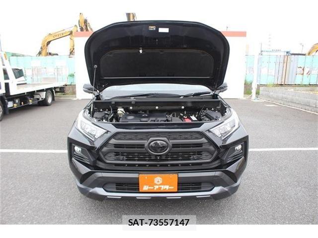 Toyota RAV4 2023-04 6677724-28