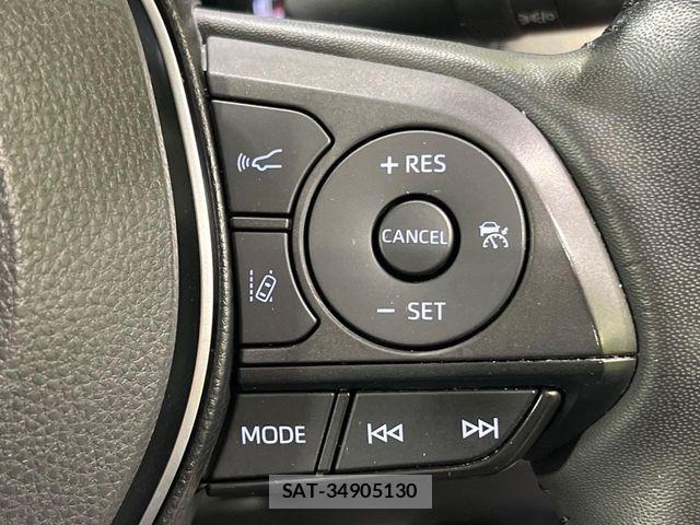 Toyota RAV4 2021-06 6677726-4