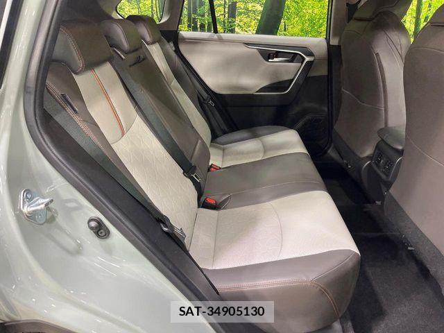Toyota RAV4 2021-06 6677726-8
