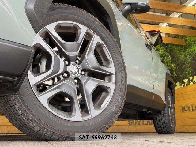 Toyota RAV4 2025-01 6677703-12