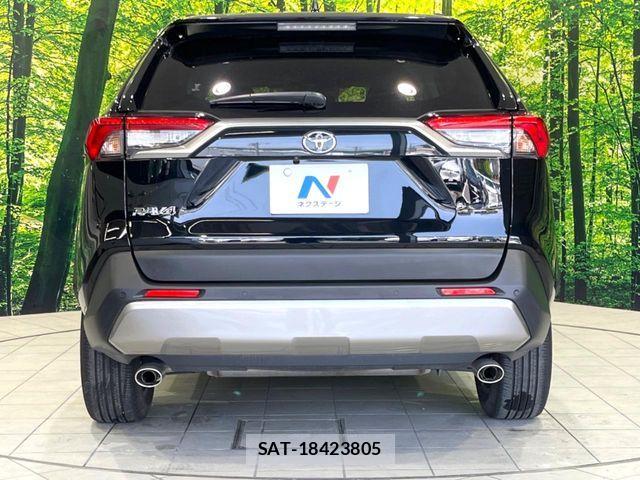 Toyota RAV4 2023-05 6677715-14
