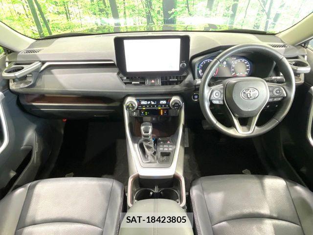 Toyota RAV4 2023-05 6677715-1