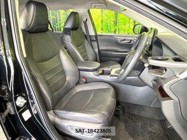 Toyota RAV4 2023-05 6677715-7