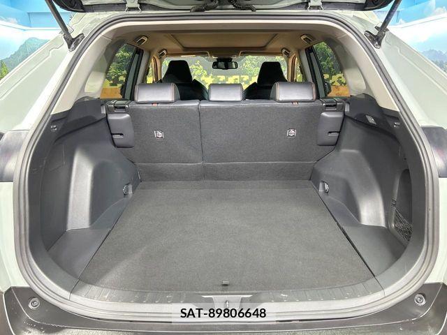 Toyota RAV4 2020-10 6677717-10