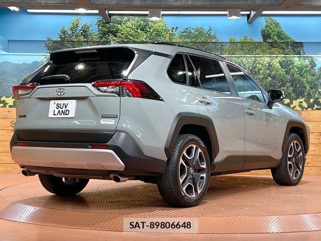 Toyota RAV4 2020-10 6677717-17