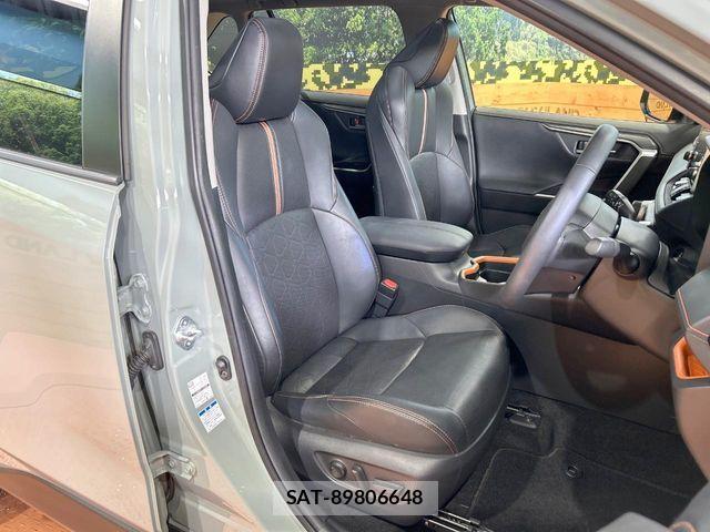 Toyota RAV4 2020-10 6677717-8