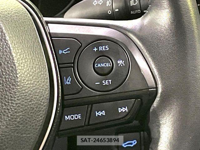 Toyota RAV4 2021-11 6683978-5